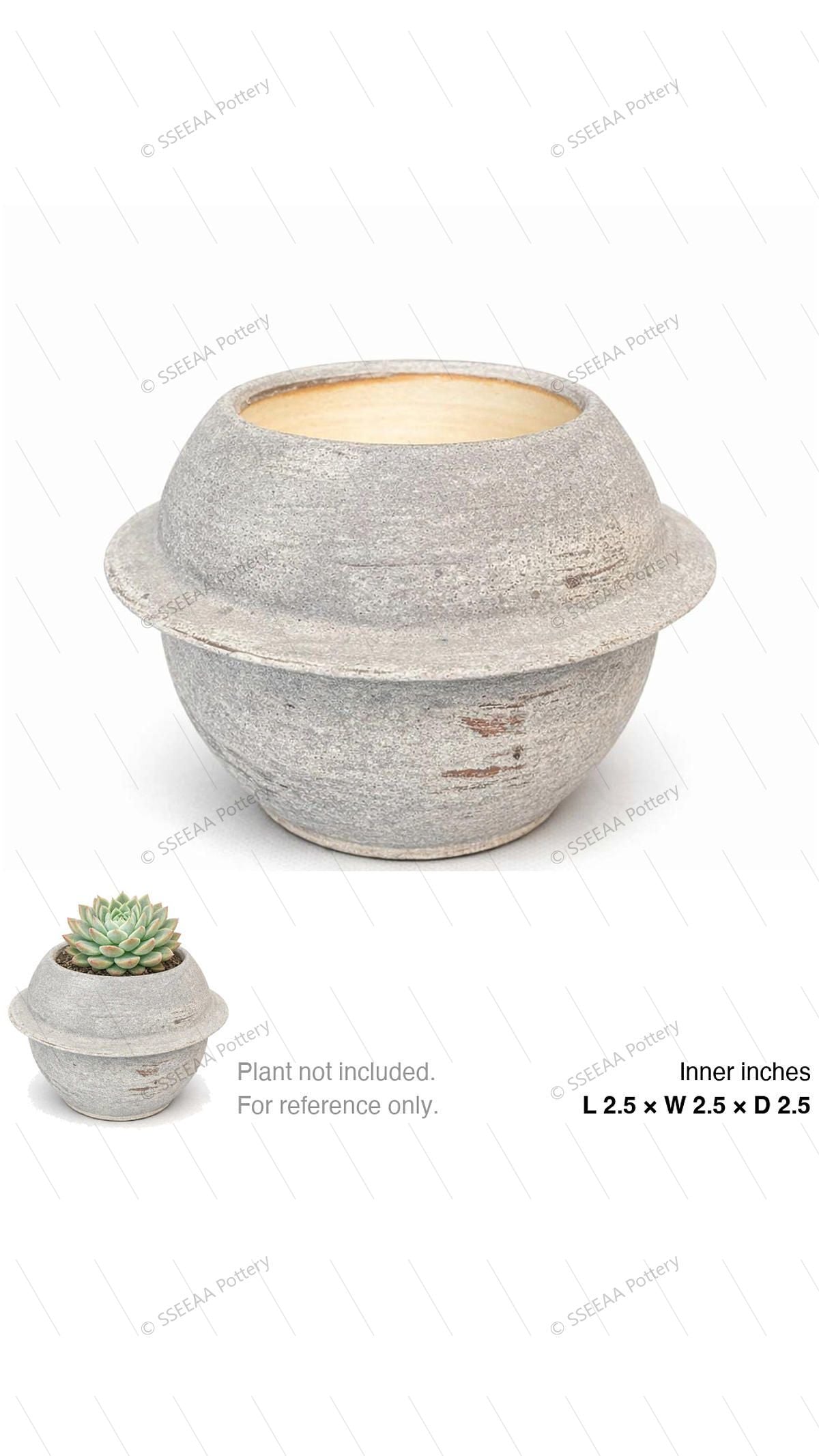 pottery_202601_ufo_2 · L2.5 W2.5 H2.5